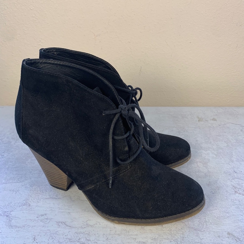 MIA 9M Shayna Ankle Booties Black Lace Up Stacked Block Heel GG378X